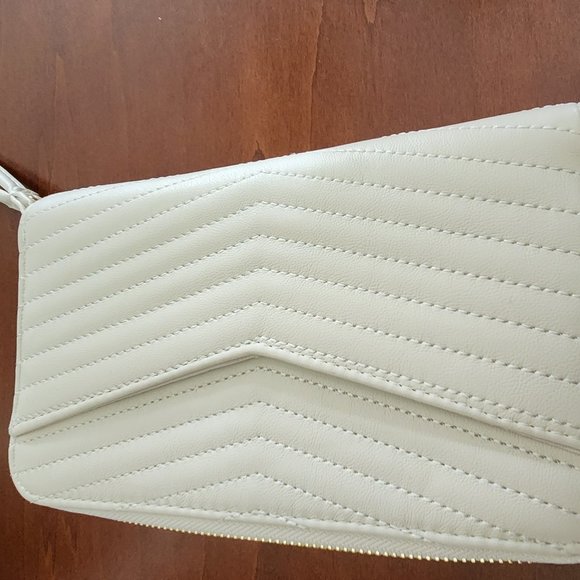 Kohl's Handbags - Cream Color Satchel Bag
